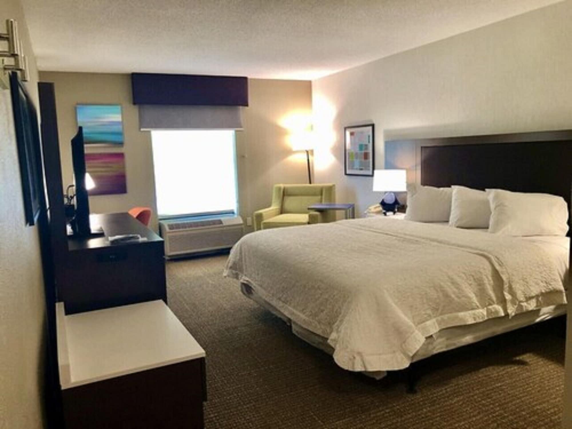 Hampton Inn McHenry Buitenkant foto