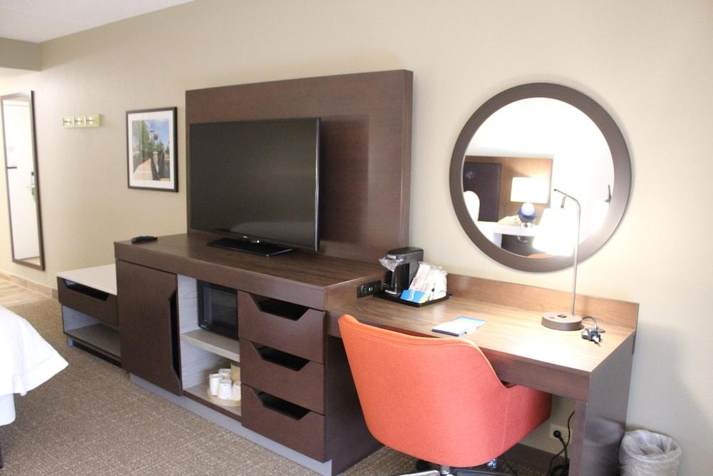 Hampton Inn McHenry Buitenkant foto
