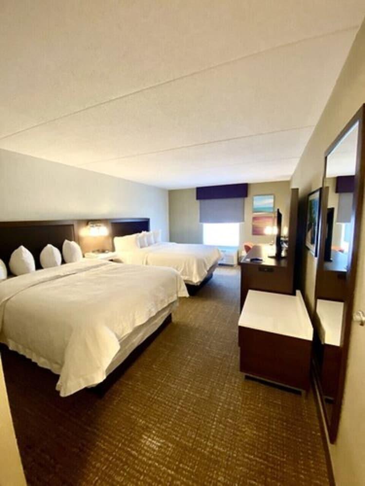 Hampton Inn McHenry Buitenkant foto