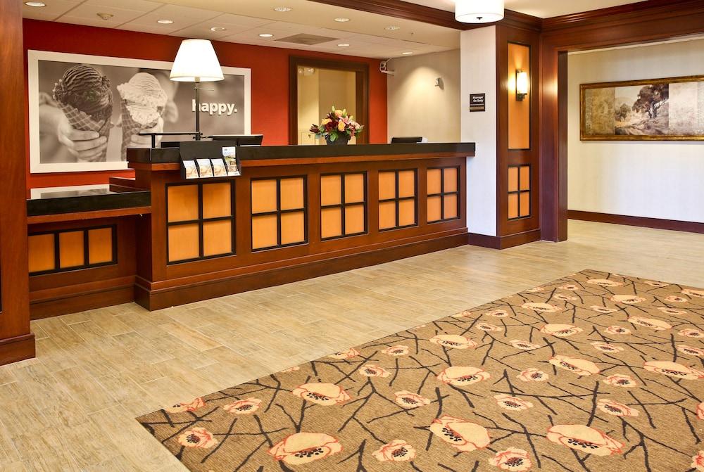Hampton Inn McHenry Buitenkant foto