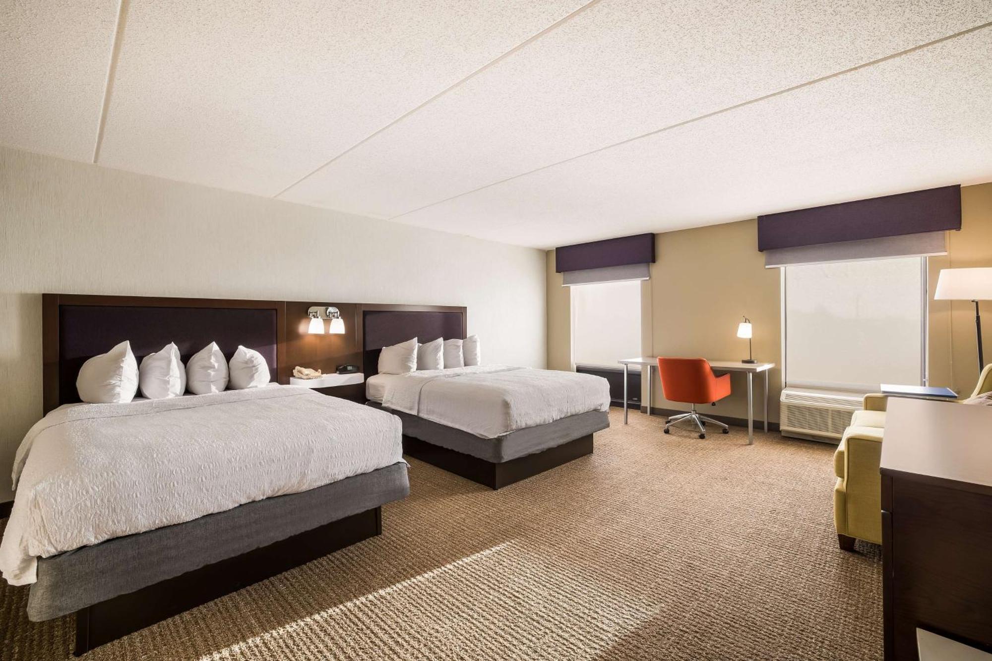 Hampton Inn McHenry Buitenkant foto