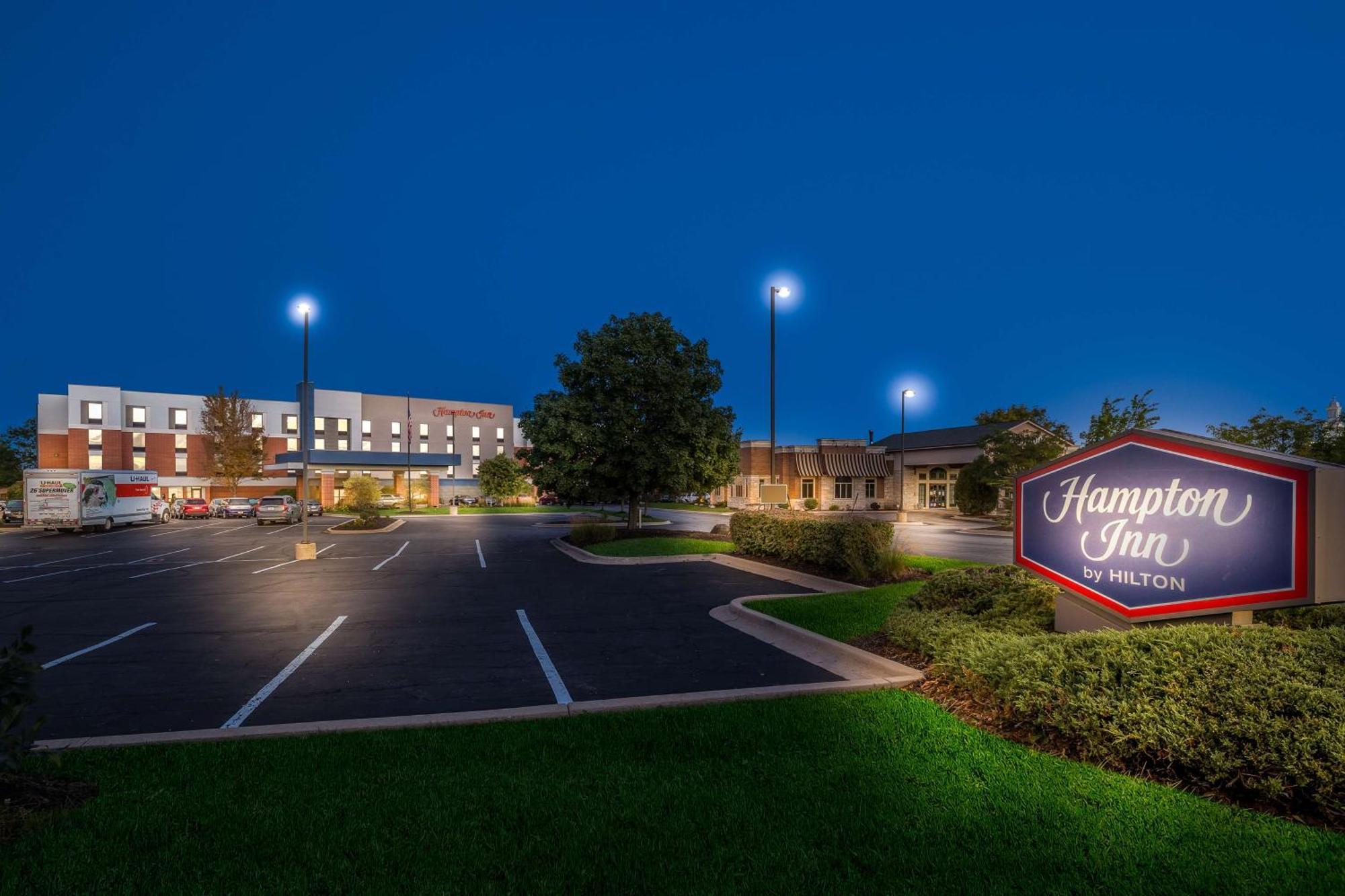 Hampton Inn McHenry Buitenkant foto