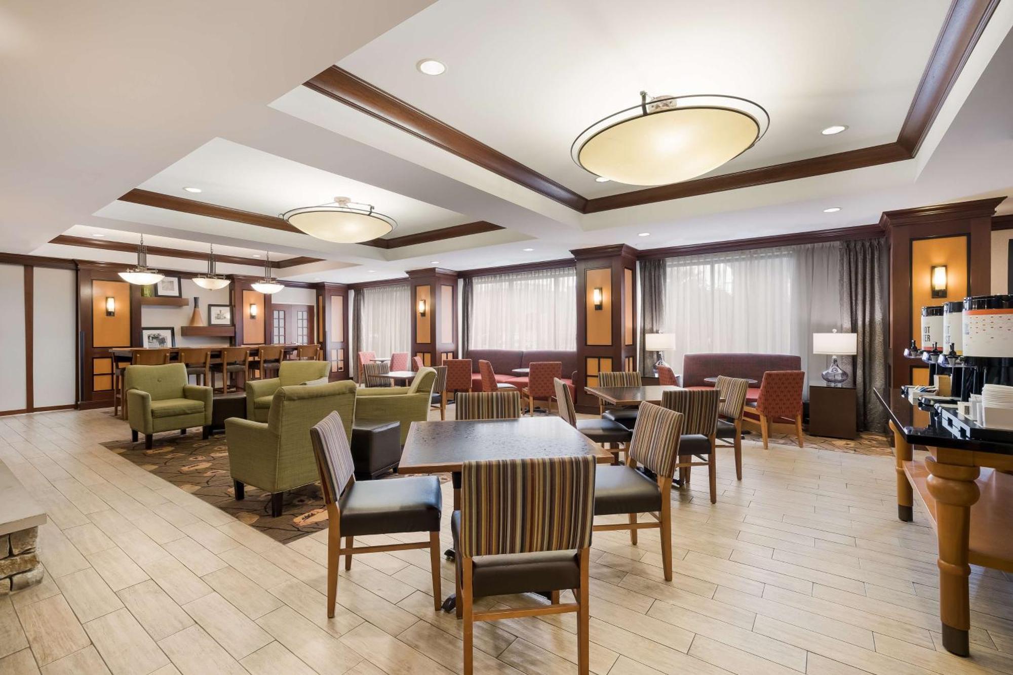 Hampton Inn McHenry Buitenkant foto